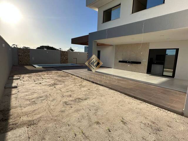 #100 - Casa para Venda em Eusébio - CE - 2