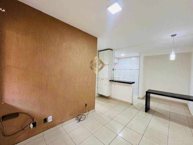 #196 - Apartamento para Venda em Maracanaú - CE